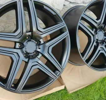 157  ČERNÉ ALU KOLA 22 5x130 Mercedes G Klasse ET48
