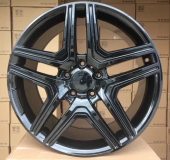 157  ČERNÉ ALU KOLA 22 5x130 Mercedes G Klasse ET48