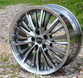 340 Tmavy Chrom 17 5x105 Opel Astra IV 4 J Mokka ET38
