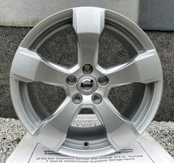 ORIGINÁLNÍ ALU KOLA 17 "5x108 ET50,5 Volvo XC60 XC40 XC60 Cross Country